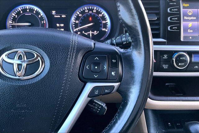 2017 Toyota Highlander XLE