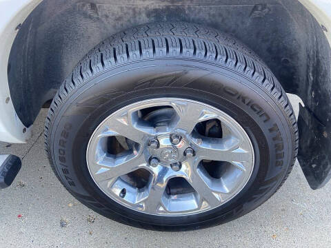 2017 RAM 1500 Laramie