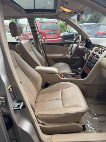 2002 Mercedes-Benz E-Class E 320