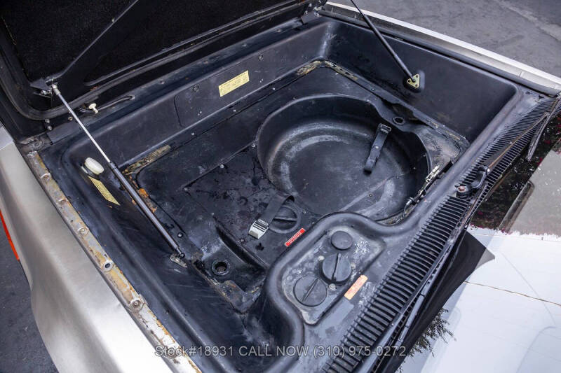 1981 DeLorean DMC-12