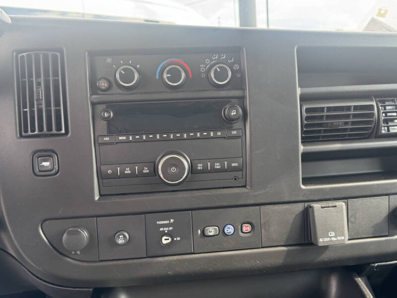 2021 Chevrolet Express 2500