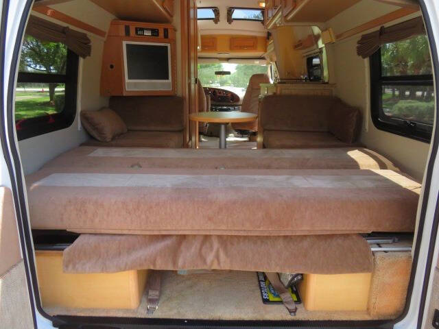 2006 Ford E-Series E-350 SD