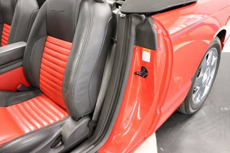 2002 Ford Thunderbird