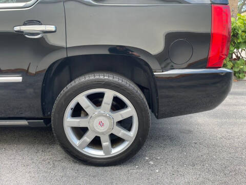 2011 Cadillac Escalade Premium