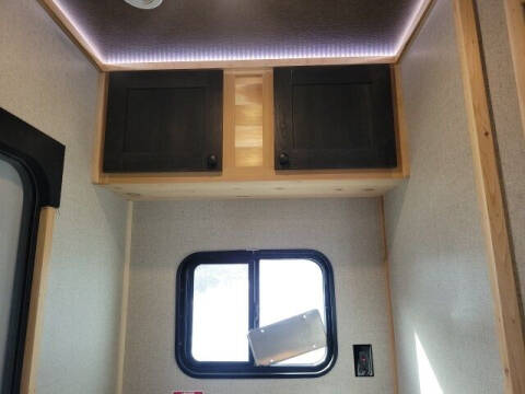 2024 Glacier 17 RB LE