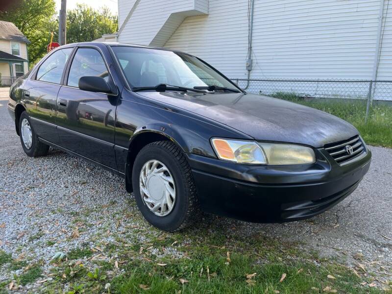 1999 Toyota Camry for sale at Pleasant Corners Auto LLC in Orient OH