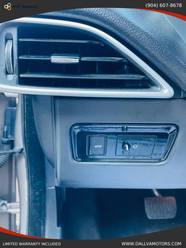 2017 Jaguar XE 25t Premium