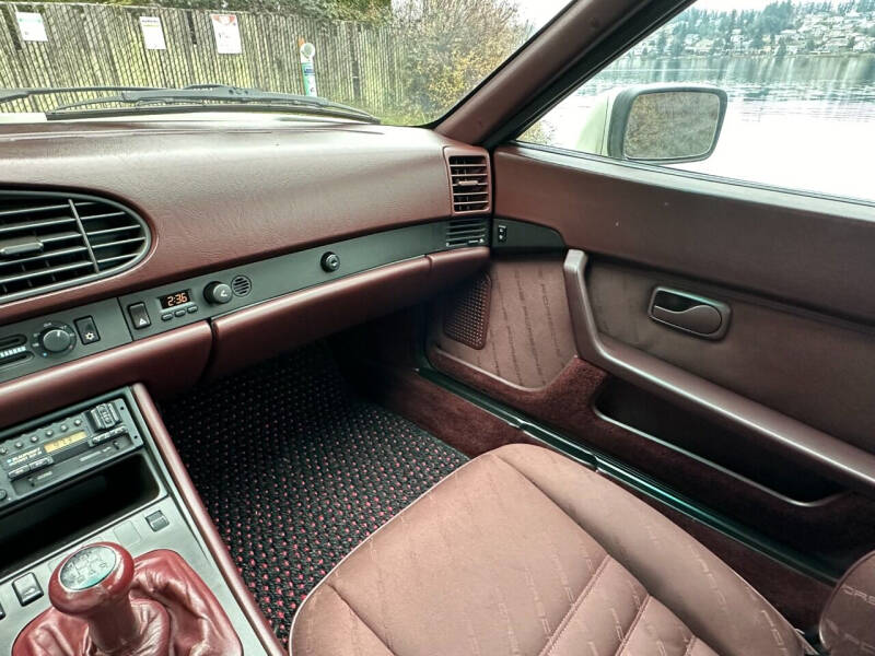 1986 Porsche 944 Turbo