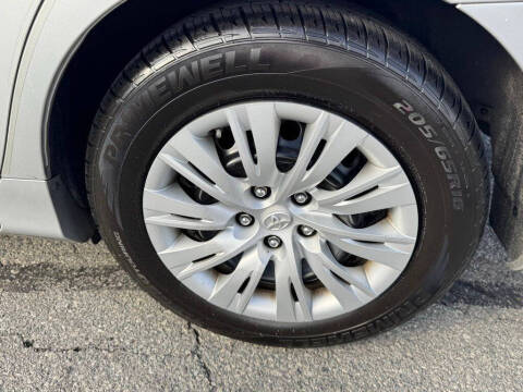 2012 Toyota Camry LE