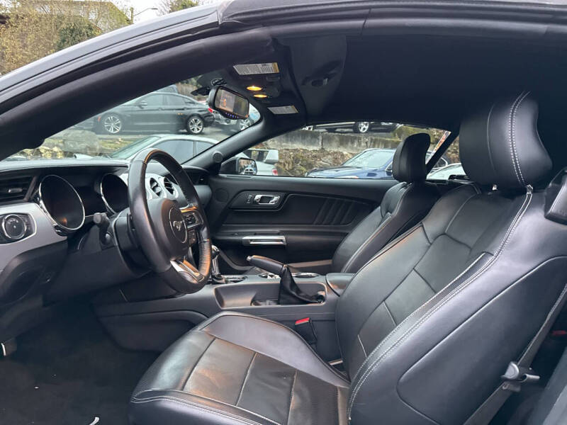 2015 Ford Mustang EcoBoost Premium