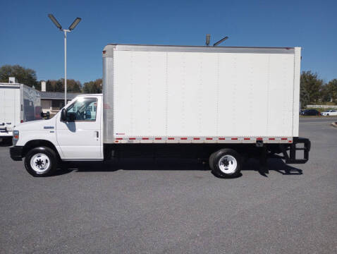 2018 Ford E-Series E-350 SD