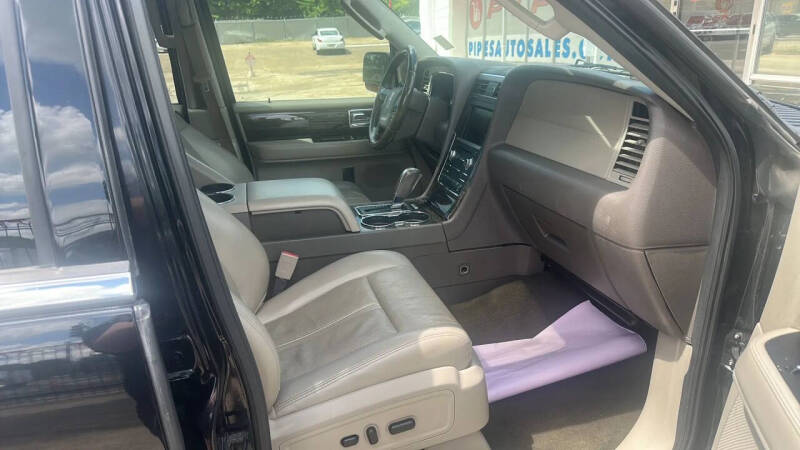 2017 Lincoln Navigator L Select
