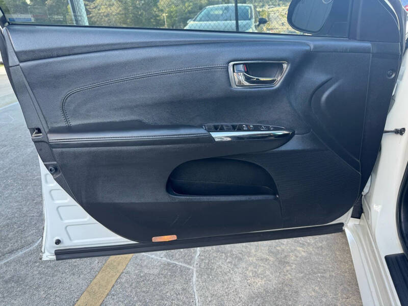 2016 Toyota Avalon XLE