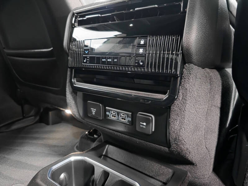 2023 Jeep Wagoneer Series II