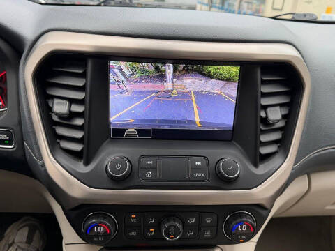 2020 GMC Acadia Denali