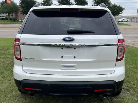 2011 Ford Explorer Limited