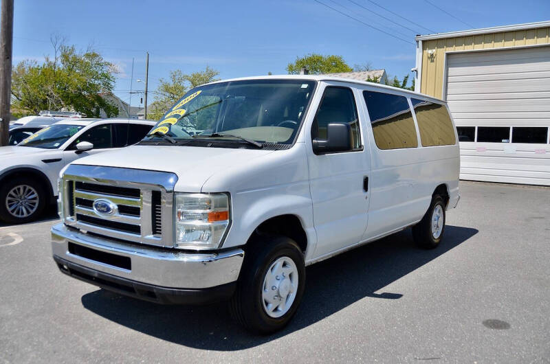 2008 Ford E-Series E-150 XLT