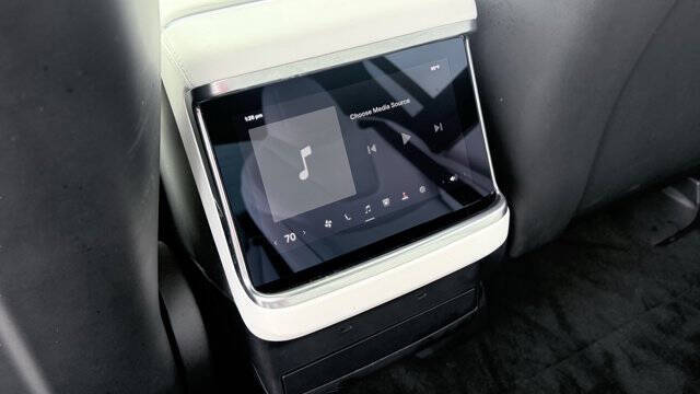 2022 Tesla Model X Plaid