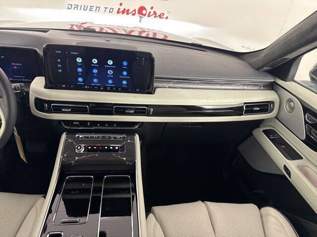 2025 Lincoln Aviator Black Label