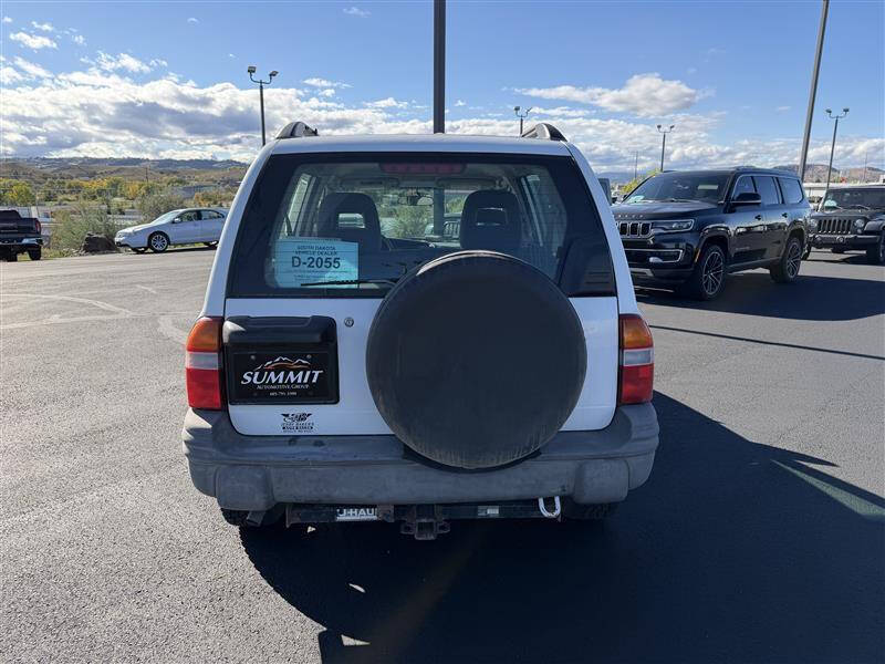 2004 Chevrolet Tracker