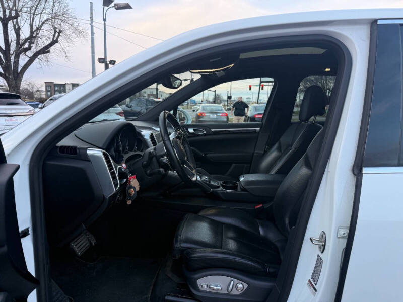 2017 Porsche Cayenne S