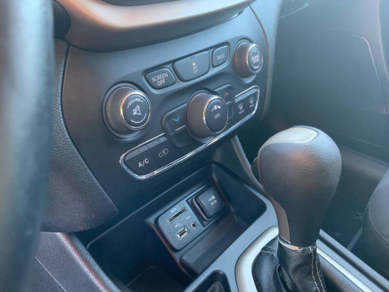 2017 Jeep Cherokee Latitude