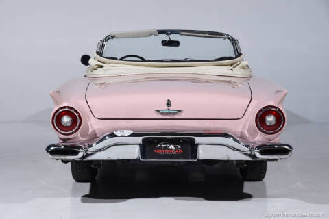 1957 Ford Thunderbird