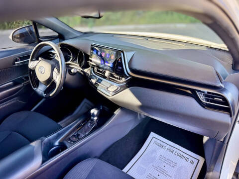 2018 Toyota C-HR XLE Premium