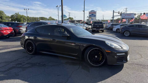 2016 Porsche Panamera