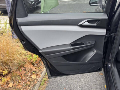 2022 Volkswagen Taos SE 4Motion