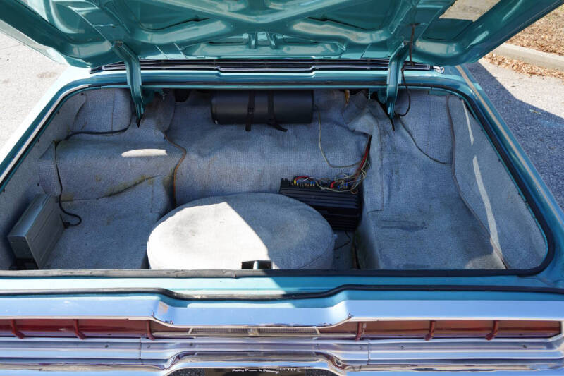 1964 Ford Thunderbird