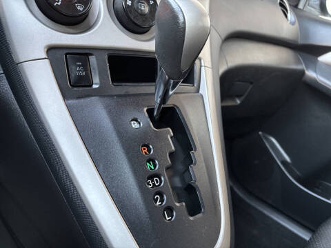 2009 Pontiac Vibe AWD