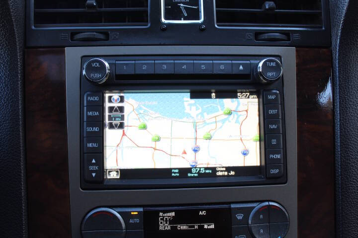 2012 Lincoln Navigator