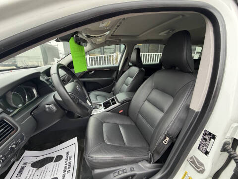 2016 Volvo XC70 T5 Premier