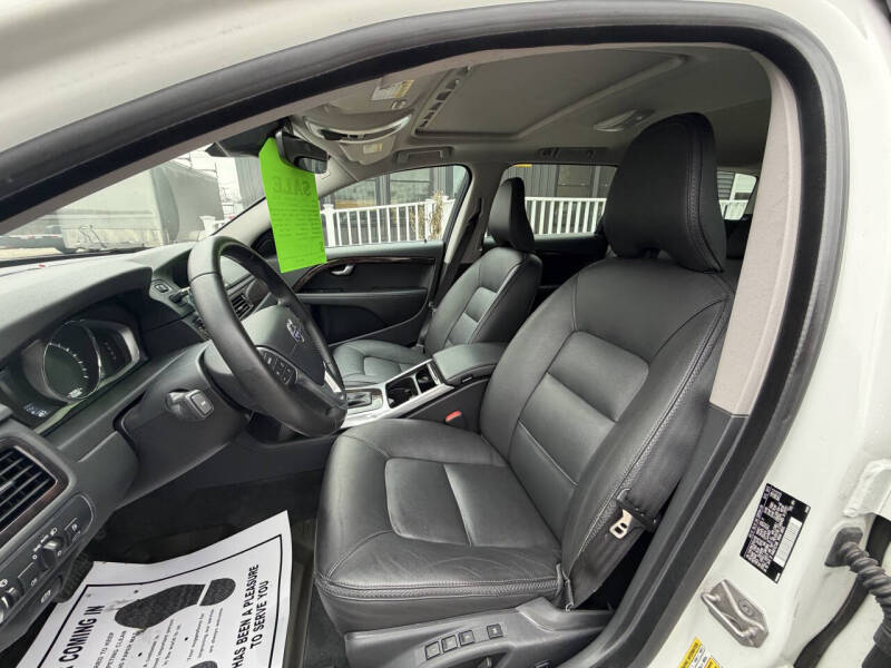 2016 Volvo XC70 T5 Premier