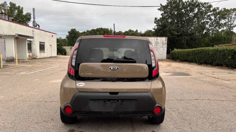 2014 Kia Soul +