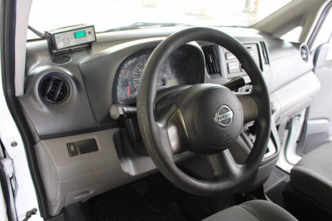 2013 Nissan NV200 S