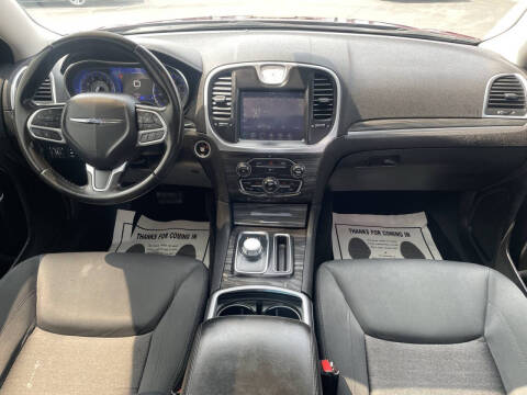 2020 Chrysler 300 Touring