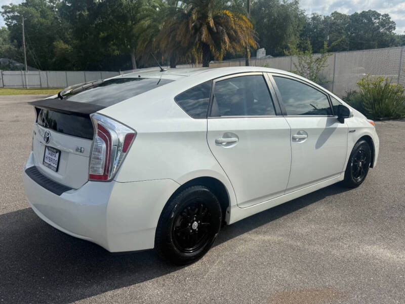 2012 Toyota Prius Two