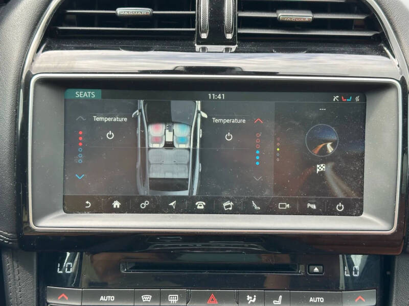 2019 Jaguar F-PACE S