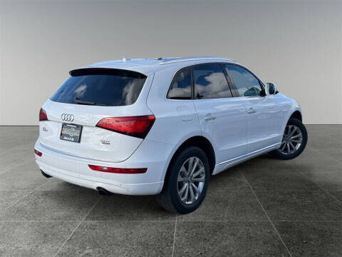 2016 Audi Q5 2.0T quattro Premium Plus