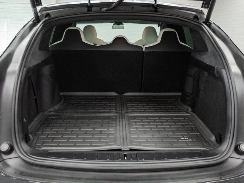 2020 Tesla Model X Long Range