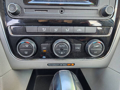 2017 Volkswagen Passat 1.8T S