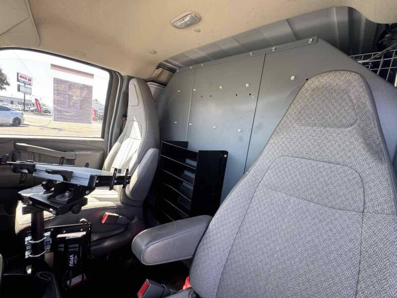 2021 Chevrolet Express 2500