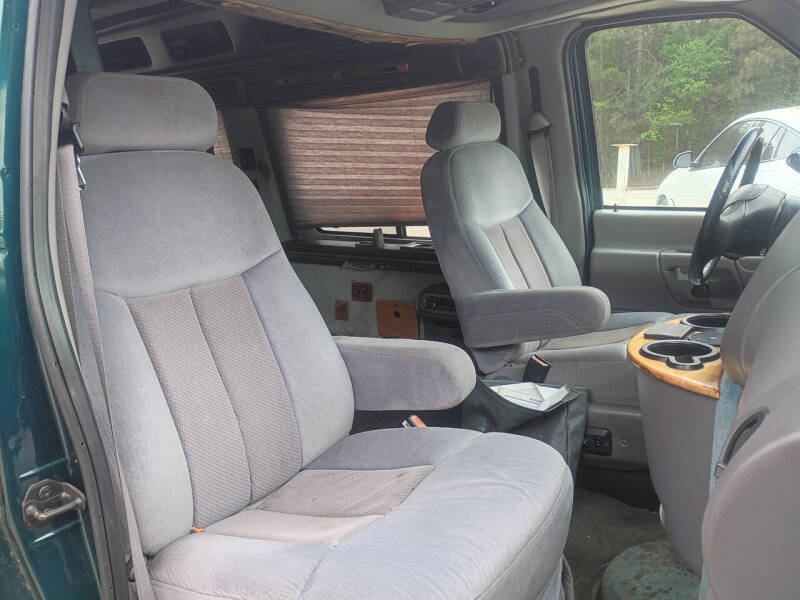 1999 Ford E-Series