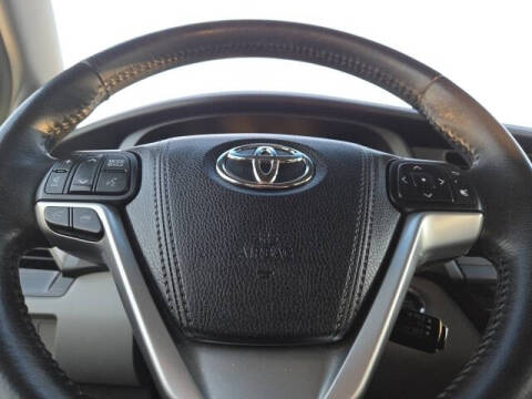 2015 Toyota Sienna XLE 8-Passenger