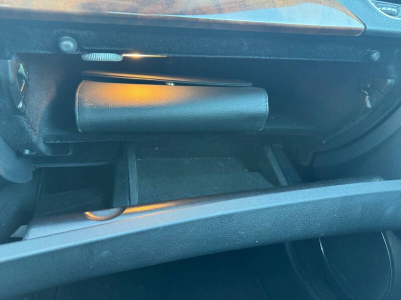 2012 Mercedes-Benz C-Class C 300 Luxury 4MATIC