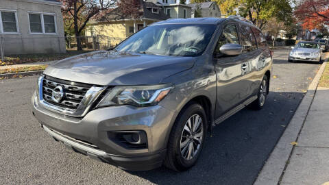 2019 Nissan Pathfinder S
