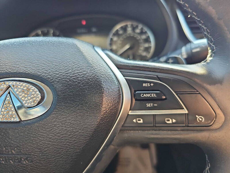 2019 Infiniti QX50 Essential