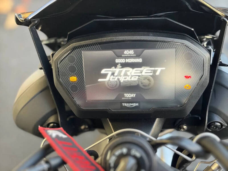 2023 Triumph Street Triple 765 RS (Black)